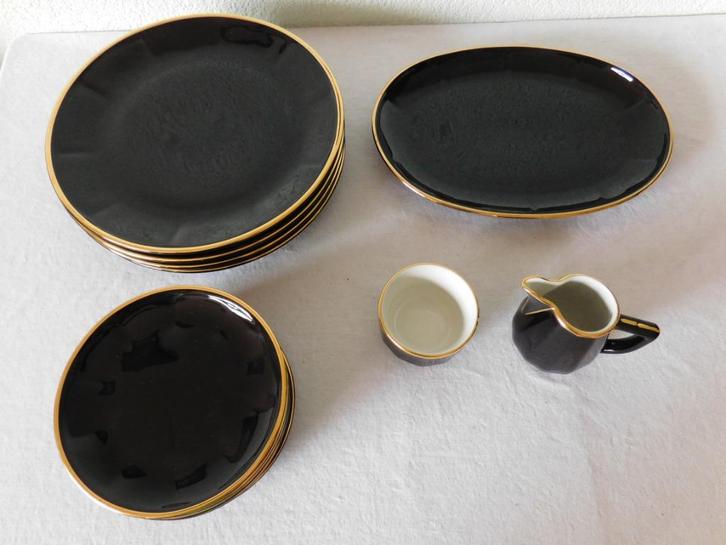 Diversen serviesdelen, oa 6 Apilco zwart-goud gebaksbordjes, Huis en Inrichting, Keuken | Servies, Gebruikt, Overige typen, Overige stijlen