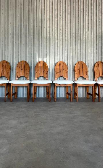 Grenen eetkamer stoelen, opnieuw bekleed beschikbaar voor biedingen