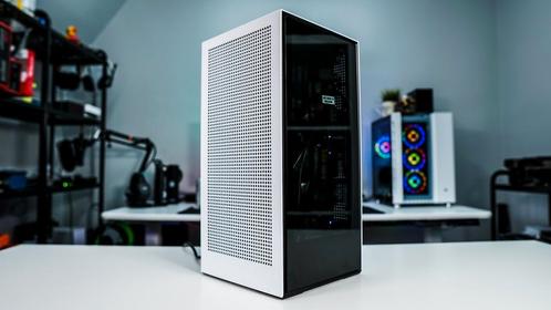 Dikke watergekoelde mini game pc met 6800XT, Computers en Software, Computerbehuizingen, Zo goed als nieuw, Ophalen of Verzenden