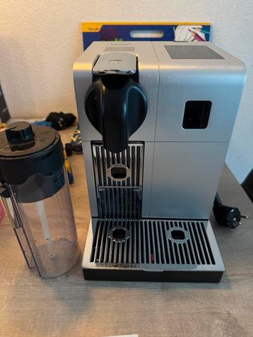 Nespresso DeLonghi Lattissima Pro - Topmachine! beschikbaar voor biedingen
