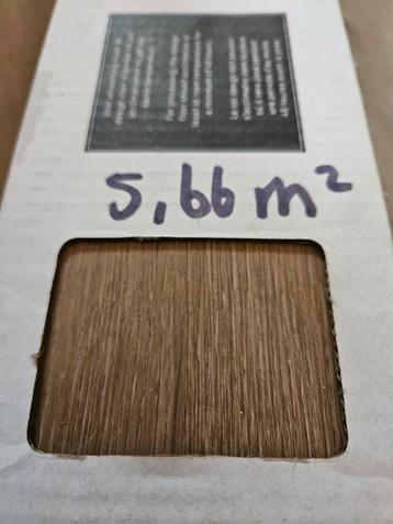 Nieuwe Visgraat PVC Vloer - 5,66 m2 beschikbaar voor biedingen