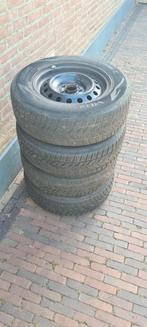 Winterbanden 5x114,3 Vredestein, Auto diversen, Wieldoppen, Ophalen, Gebruikt