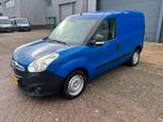 Opel Combo 1.6D 77KW 2015, Auto's, Voorwielaandrijving, Euro 5, Stof, Zwart