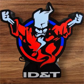 Thunderdome ledverlichting logo beschikbaar voor biedingen