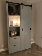 VT Wonen Barn Kast - Grijs / grijze schuifdeurkast, Huis en Inrichting, Ophalen, 100 tot 150 cm, Zo goed als nieuw, 150 tot 200 cm