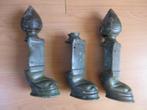 3 ROMEINSE bronzen poten van een Romeinse meubelstuk, Antiek en Kunst, Verzenden