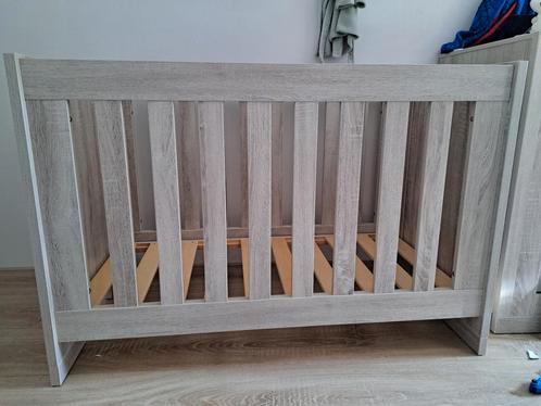 Ledikant wandplank commode, Kinderen en Baby's, Kinderkamer | Complete kinderkamers, Gebruikt, Jongetje of Meisje, Ophalen