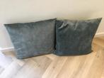 2 groene kussens, Huis en Inrichting, Woonaccessoires | Kussens, Ophalen, Zo goed als nieuw, Groen, Vierkant