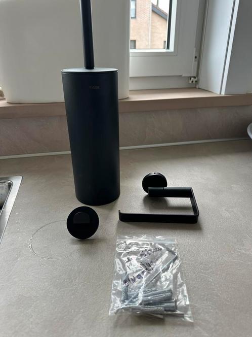 Supermooie toiletset van Tiger zwart mat staal, Huis en Inrichting, Badkamer | Badtextiel en Accessoires, Zo goed als nieuw, Overige typen