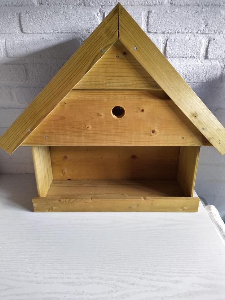 Groot vogelhuis met nestkasje en voederplaat nieuw, Tuin en Terras, Vogelhuisjes en Vogelbaden, Nieuw, Ophalen