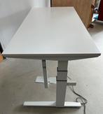 Steelcase elektrisch sta zit bureau, Ophalen, Elektrisch, Zo goed als nieuw, Stabureau