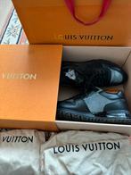 Louis Vuitton Run Away, Louis Vuitton, Ophalen of Verzenden, Zo goed als nieuw, Sneakers of Gympen