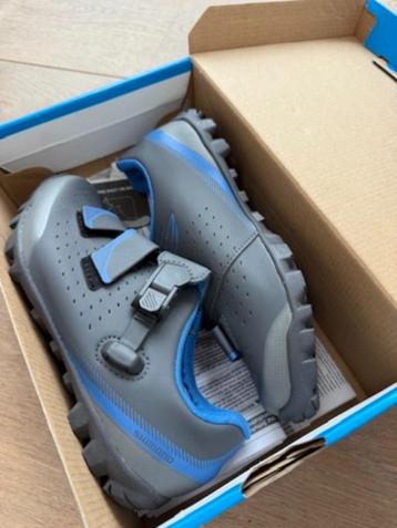 Shimano ME3 Dames SPD Fietsschoenen – Maat 38 (Nieuw) beschikbaar voor biedingen