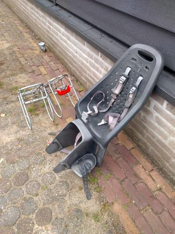 Yepp fietsstoel met 2x montage frame beschikbaar voor biedingen