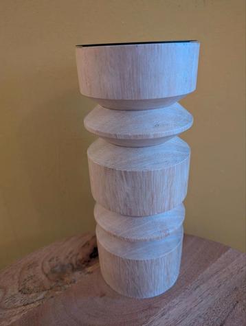 Houten Kaarsenhouder - 24cm beschikbaar voor biedingen