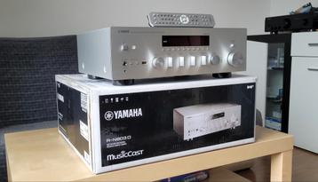 Yamaha R-N803D, originele verpakking, in nieuwstaat  beschikbaar voor biedingen