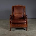 Vintage lederen Wingback fauteuil – bruin – metalen nagels, Metaal, Ophalen of Verzenden, Zo goed als nieuw