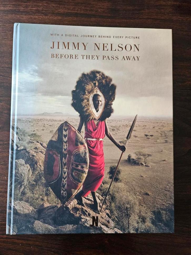 Jimmy Nelson - Before They Pass Away, Boeken, Kunst en Cultuur | Fotografie en Design, Zo goed als nieuw, Fotografen, Ophalen of Verzenden