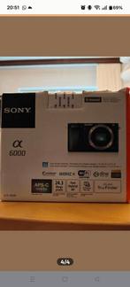 Sony A6000 + 18-105mm lens + extra's (8233 clicks), Audio, Tv en Foto, Fotocamera's Digitaal, Spiegelreflex, Ophalen of Verzenden