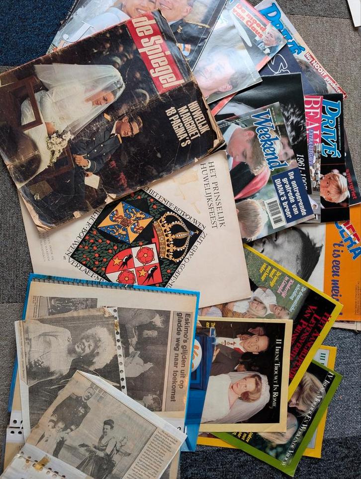 Koningshuis & Diana Knipsels/Tijdschriften, Boeken, Tijdschriften en Kranten, Gelezen, Overige typen, Ophalen of Verzenden