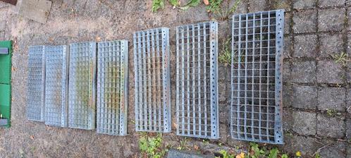 metalen traptreden, Doe-het-zelf en Verbouw, Ladders en Trappen, Gebruikt, Trap, Minder dan 2 meter, Ophalen