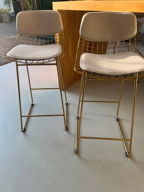 HK Living Wire barkruk messing + zitkussen taupe (47x42x89), Huis en Inrichting, Barkrukken, Zo goed als nieuw, 60 tot 90 cm, Metaal