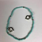 Zelfgemaakte Turquoise Armband met 2 Hartjes Bedels, Verzenden, Zo goed als nieuw, Blauw, Overige materialen