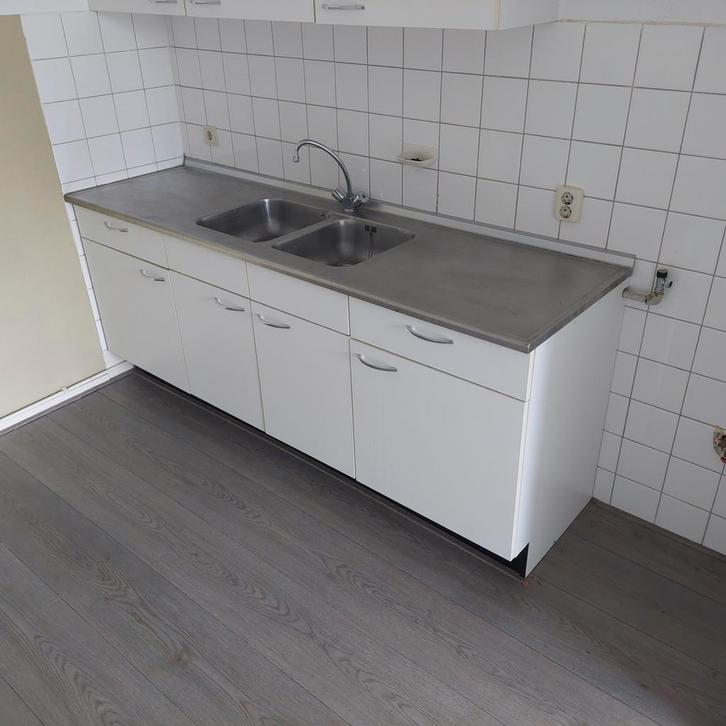 Laminaat grijs/bruin, brede plank, 30m2 incl ondervloer, Doe-het-zelf en Verbouw, Vloerdelen en Plavuizen, Gebruikt, Laminaat