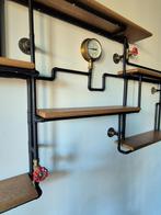 Retro industrial rustic hardwood shelves -wall art, Ophalen, Zo goed als nieuw
