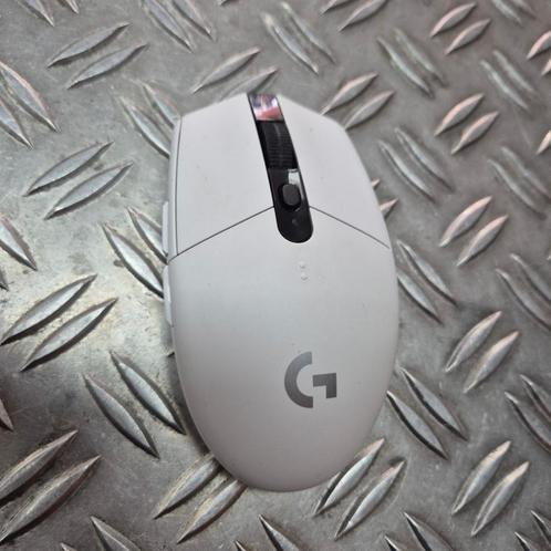 Logitech G305 - Draadloze Muis - 12000 DPI - Nieuwstaat, Computers en Software, Muizen, Zo goed als nieuw