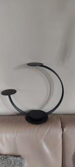 Prachtige hoge ronde kandelaar met 2 plateaus zwart metaal, Huis en Inrichting, Woonaccessoires | Kandelaars en Kaarsen, 25 tot 50 cm