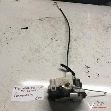 Fiat Panda 5drs 1.2 B 2008 2500221  Binnenslot Linksvoor beschikbaar voor biedingen