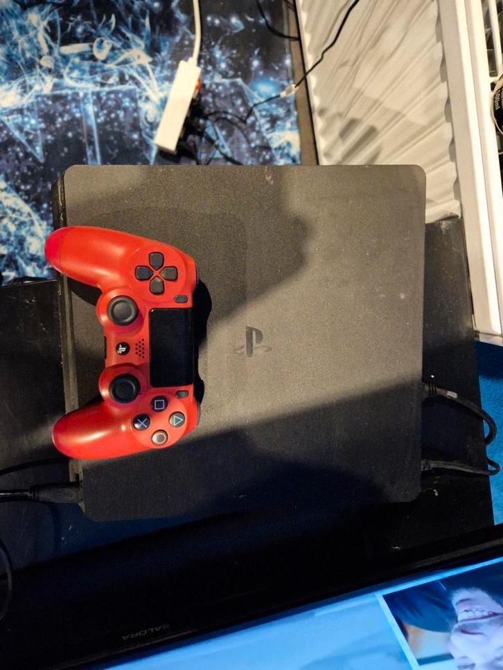 PS4 Slim met controller en externe HDD, Spelcomputers en Games, Spelcomputers | Sony PlayStation 4, Gebruikt, Slim, Met 1 controller