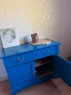 Degelijke oude comode met deurjes plank en 2 lades, Kinderen en Baby's, Kinderkamer | Commodes en Kasten, Ophalen, Zo goed als nieuw