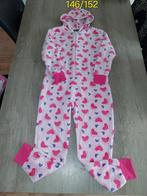Roze hartjes onesie huispak maat 134 140 meisje, Ophalen of Verzenden, Zo goed als nieuw, Meisje, Overige typen