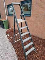 Altrex 6 treden ladder / trap, Doe-het-zelf en Verbouw, Ladders en Trappen, Ophalen of Verzenden, Zo goed als nieuw