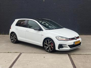 Volkswagen Golf 7.5GTI Performance 2.0TSI 245pk DSG 2019 Wit beschikbaar voor biedingen