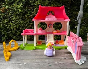Little People Poppenhuis beschikbaar voor biedingen