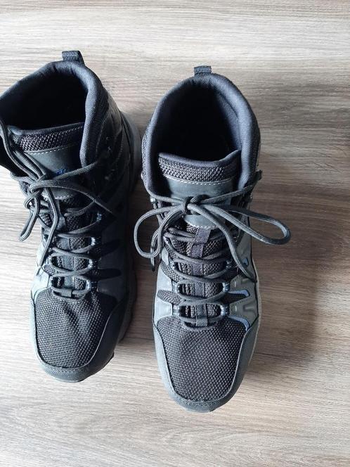 Super mooie stevige Landrover schoenen (maat 44), Kleding | Heren, Schoenen, Zo goed als nieuw, Werkschoenen, Zwart, Ophalen of Verzenden