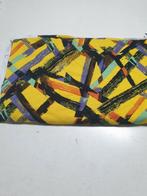 Tricot viscose geel graffiti (120), Hobby en Vrije tijd, Stoffen en Lappen, Ophalen of Verzenden, Nieuw, 30 tot 200 cm, 120 cm of meer