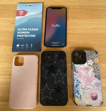 Iphone 11 pro 64GB + 3 hoesjes en screnprotector beschikbaar voor biedingen