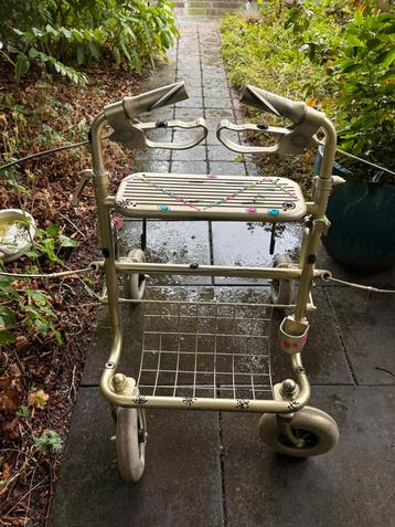 Rollator voor Abraham of Sara! beschikbaar voor biedingen