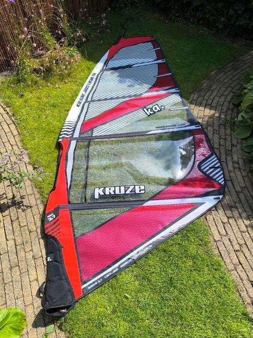 Ka Kruze 3,7m2 zurfzeil 1x gebruikt, Watersport en Boten, Zeilen en Zeiltoebehoren, Zo goed als nieuw, Ophalen of Verzenden