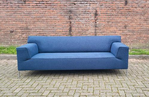 Design on Stock Bloq | 3 zits | Refurbished | blauw wol, Huis en Inrichting, Banken | Bankstellen, Zo goed als nieuw, Rechte bank