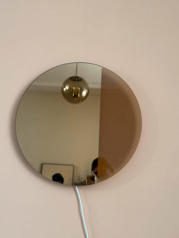 Lamp/spiegel - sabine Marcelissen IKEA Design, Huis en Inrichting, Woonaccessoires | Spiegels, Zo goed als nieuw, Minder dan 50 cm