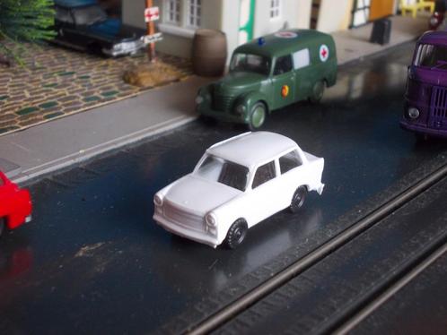 Trabant 601 - SES wit DDR, Hobby en Vrije tijd, Modelauto's | 1:87, Zo goed als nieuw, Ophalen of Verzenden