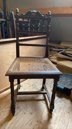 Antieke eetkamerstoelen. Eikenhout en gevlochten zittingen, Antiek en Kunst, Antiek | Meubels | Stoelen en Banken, Ophalen