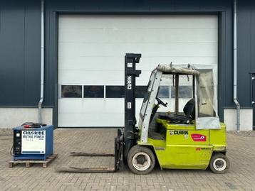 Clark EPM25N 2.5 ton Duplex Sideshift Elektra Heftruck beschikbaar voor biedingen