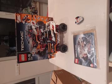 Lego technic crawler 9398 beschikbaar voor biedingen