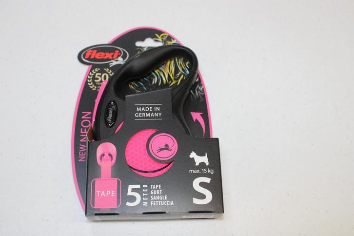 Flexi TAPE neon S 5m max 15KG roos, Dieren en Toebehoren, Hondenriemen, Nieuw, Hondenriem, Ophalen of Verzenden